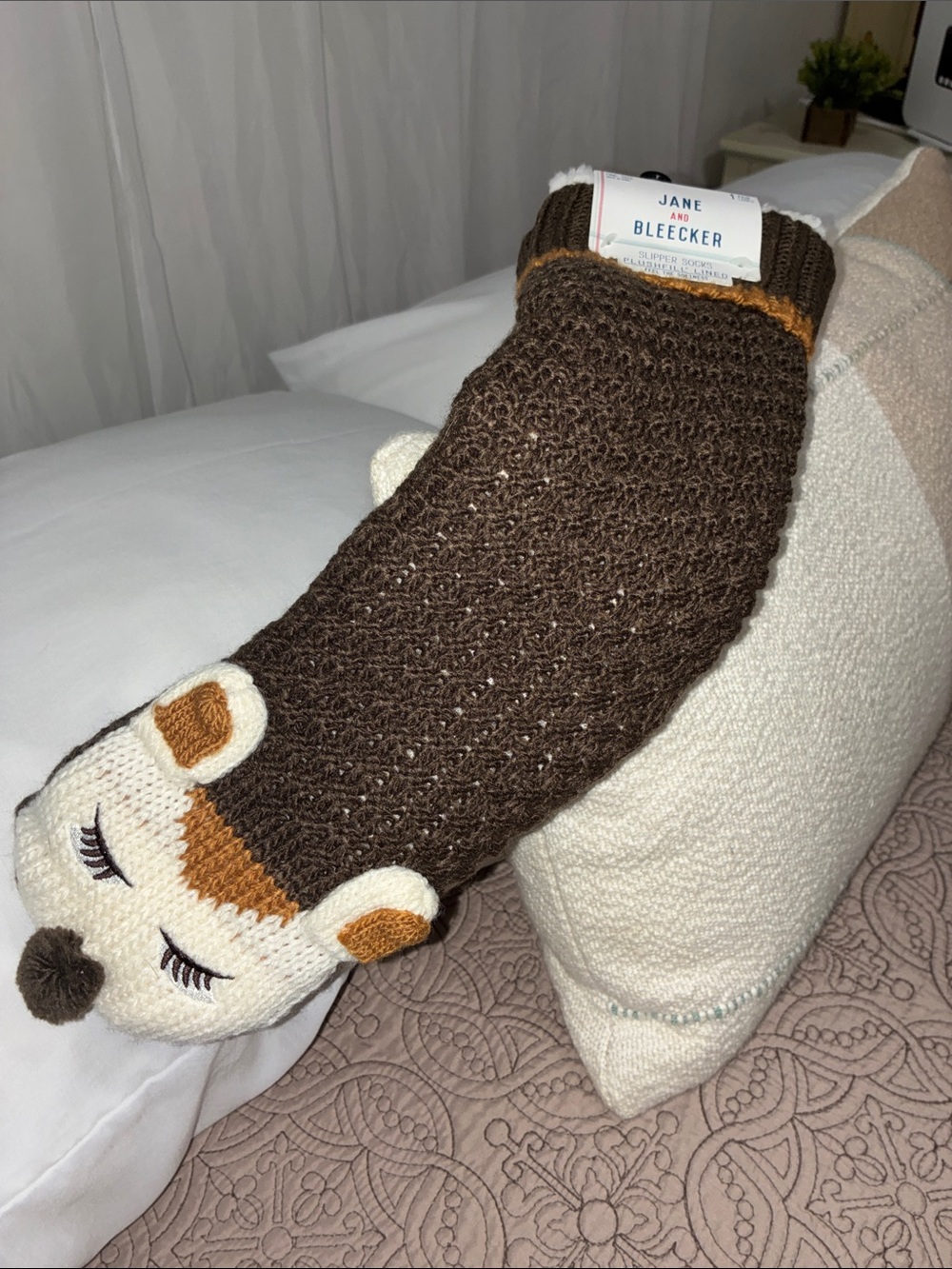 JANE AND BLEECKER NWT Ladies’ Brown & Cream Colored Bear Slipper Socks One Size. - Picture 10 of 10